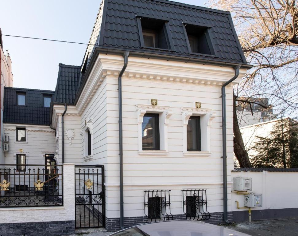 Oasis Historic Central House Bukurešť Exteriér fotografie