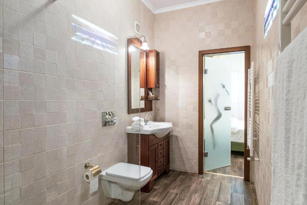 Oasis Historic Central House Bukurešť Exteriér fotografie